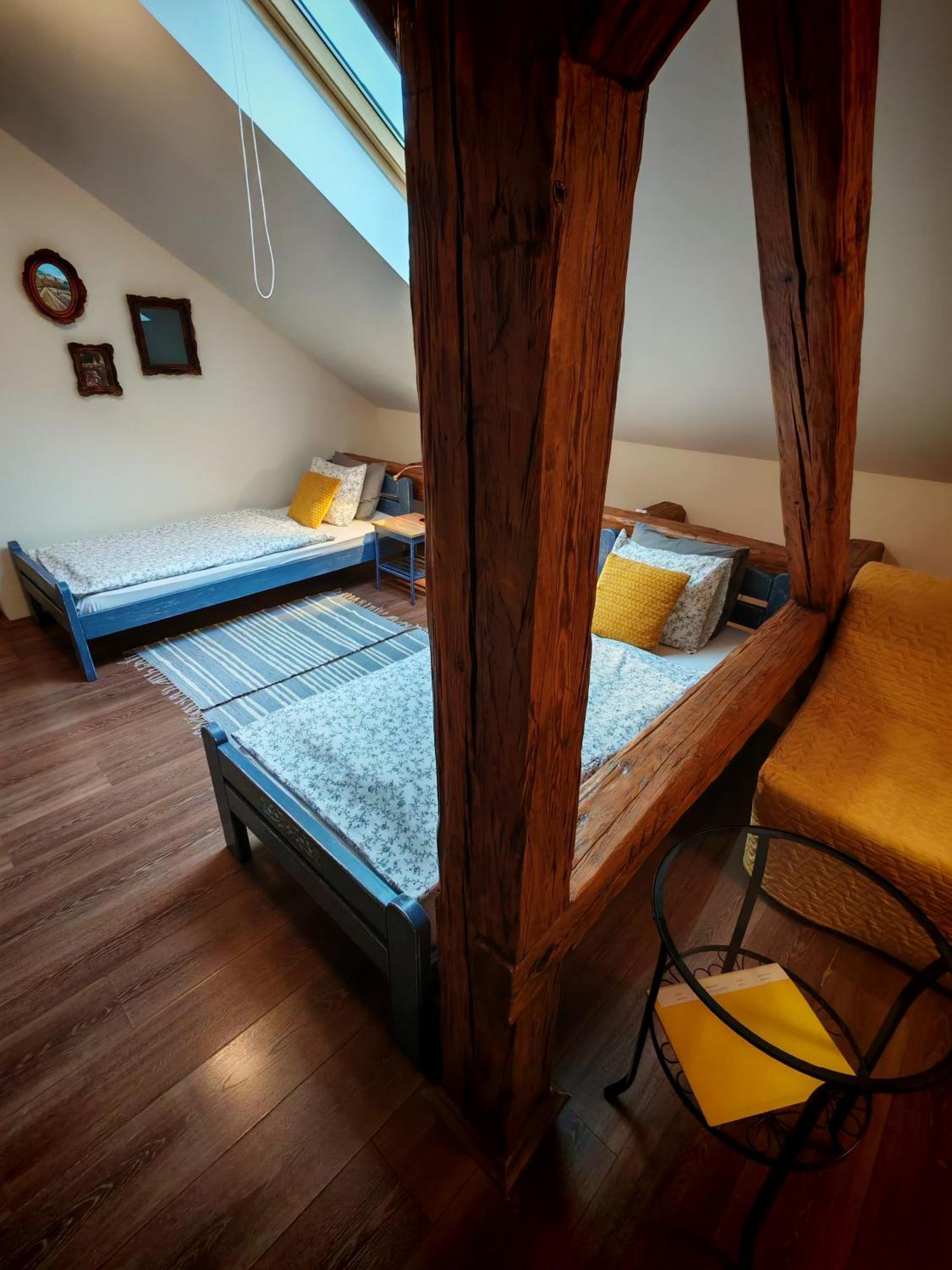 Guest House Relic Zombor Kültér fotó
